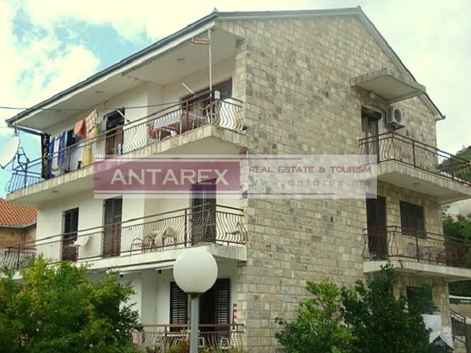 Вилла в Игало, Черногория, 276 м² - фото 3