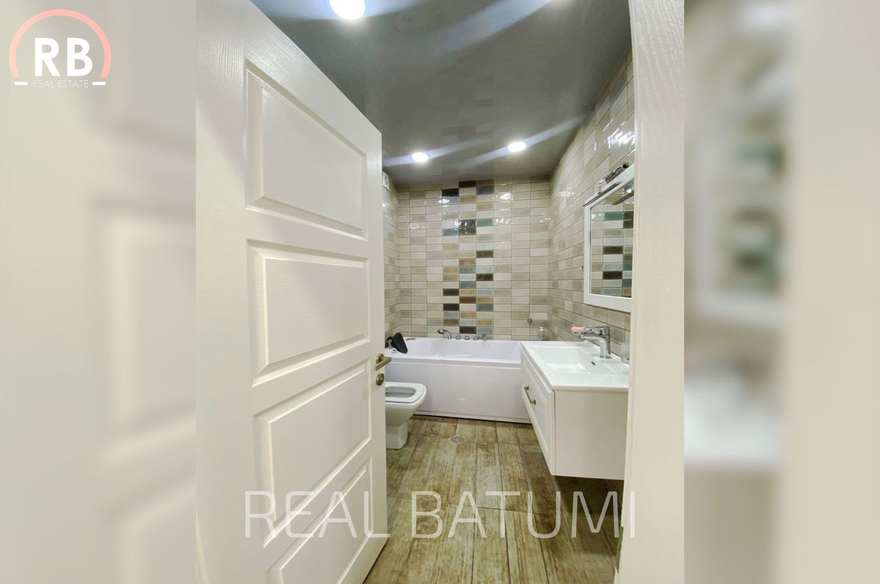 Квартира в Батуми, Грузия, 146 м² - фото 8