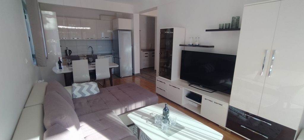 Квартира в Бечичи, Черногория, 76 м² - фото 7