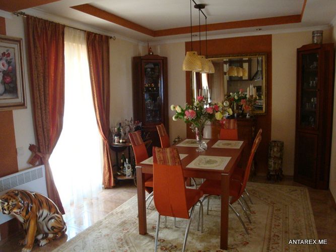 Вилла в Кумборе, Черногория, 210 м² - фото 3