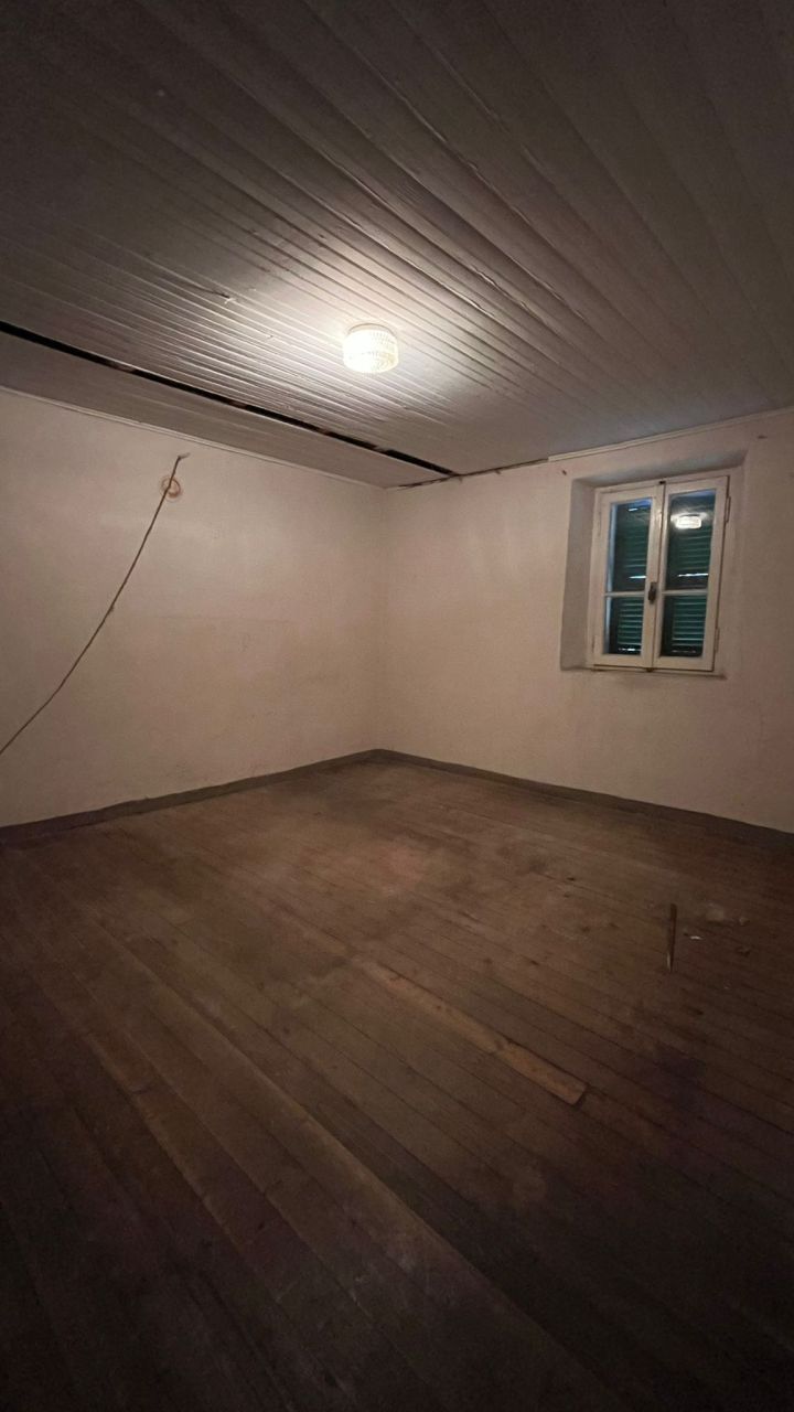 Дом у озера Комо, Италия, 160 м² - фото 2