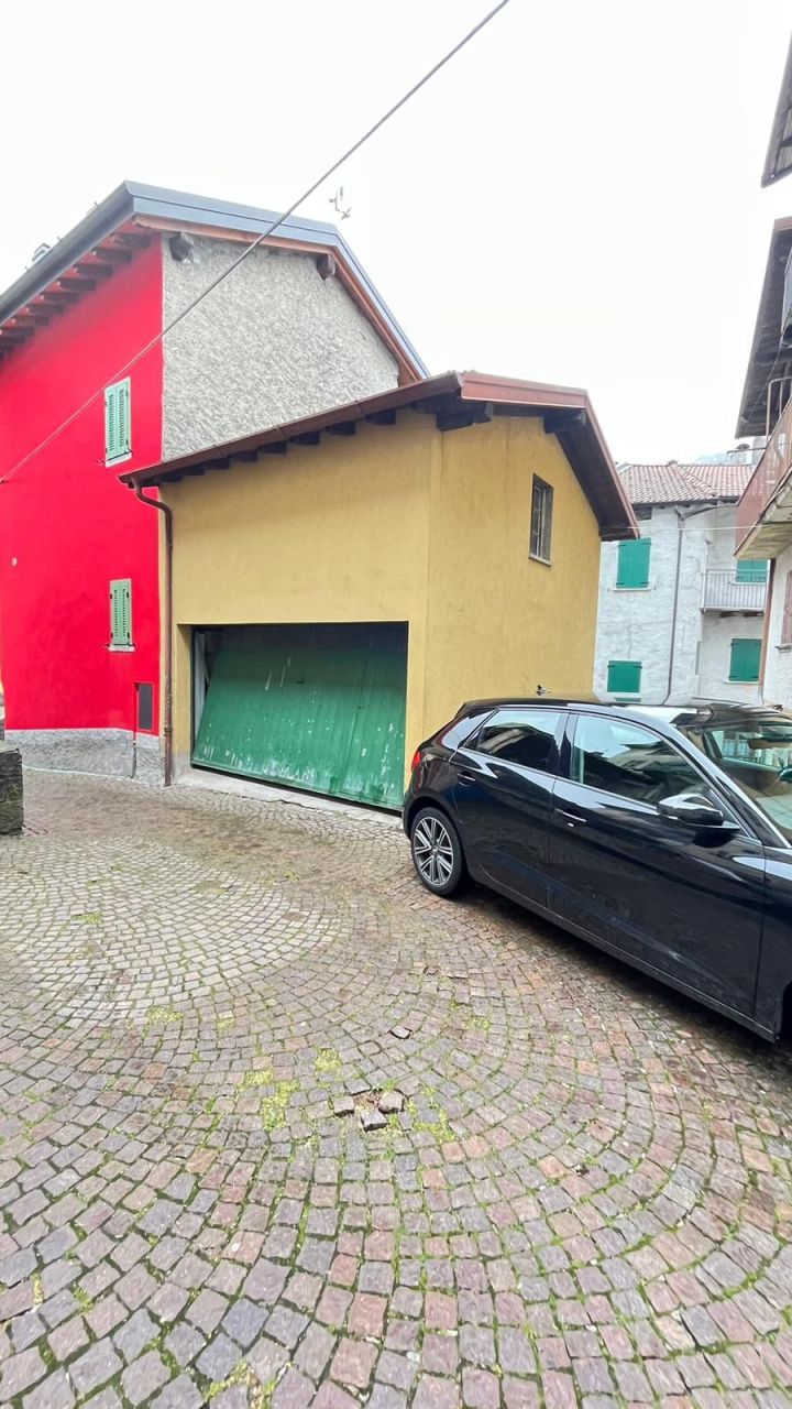 Дом у озера Комо, Италия, 160 м² - фото 5