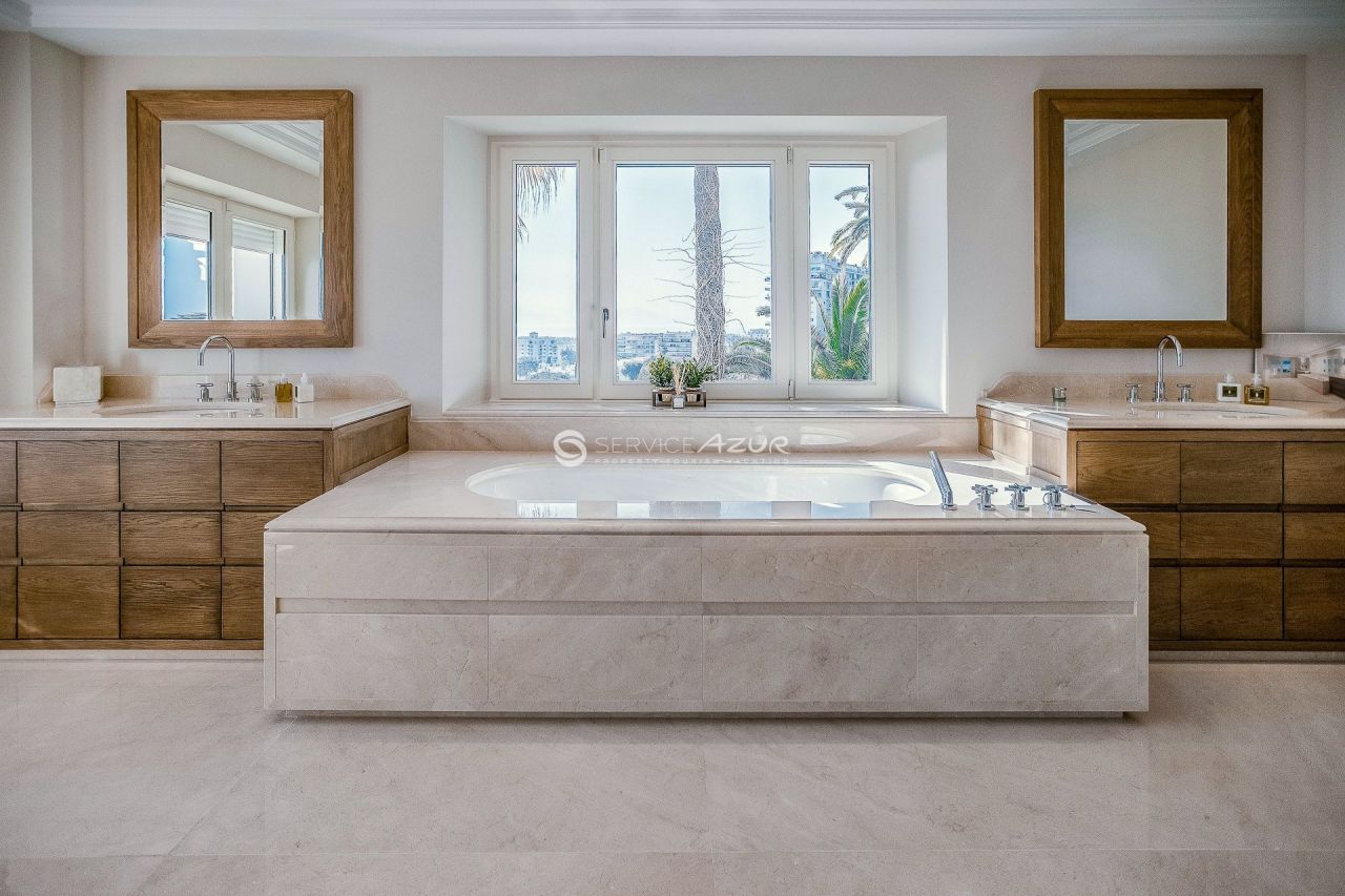 Вилла в Каннах, Франция, 380 м² - фото 13