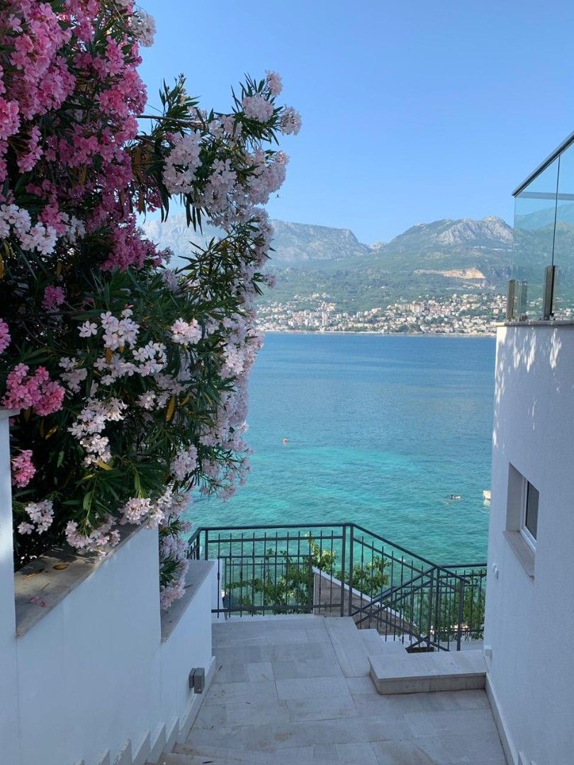 Вилла в Херцег-Нови, Черногория, 230 м² - фото 8