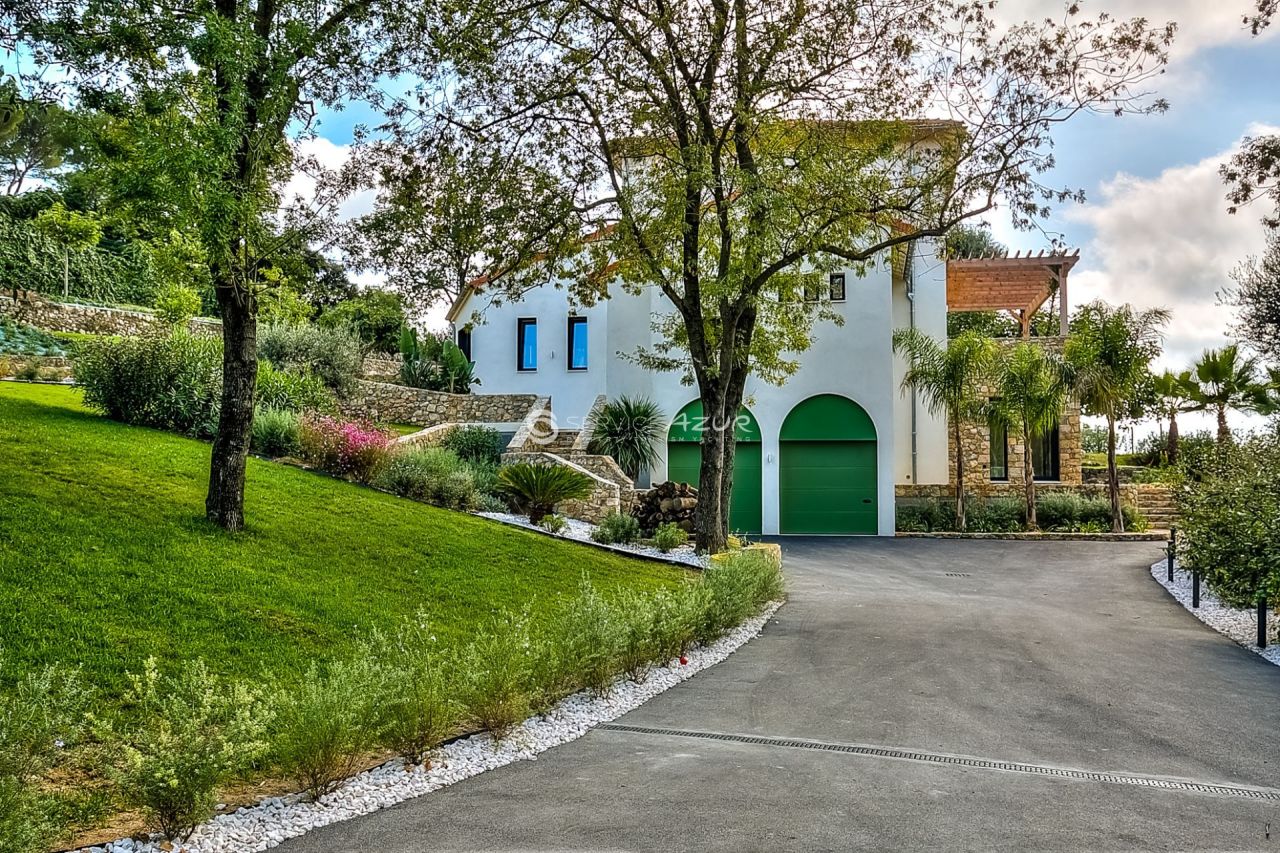 Вилла в Мужене, Франция, 250 м² - фото 2