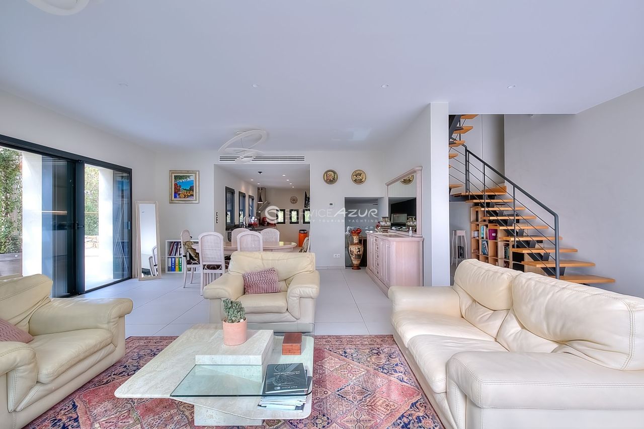 Вилла в Мужене, Франция, 250 м² - фото 9