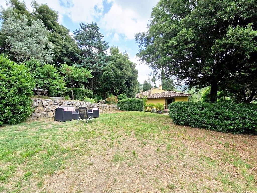 Вилла во Флоренции, Италия, 250 м² - фото 3