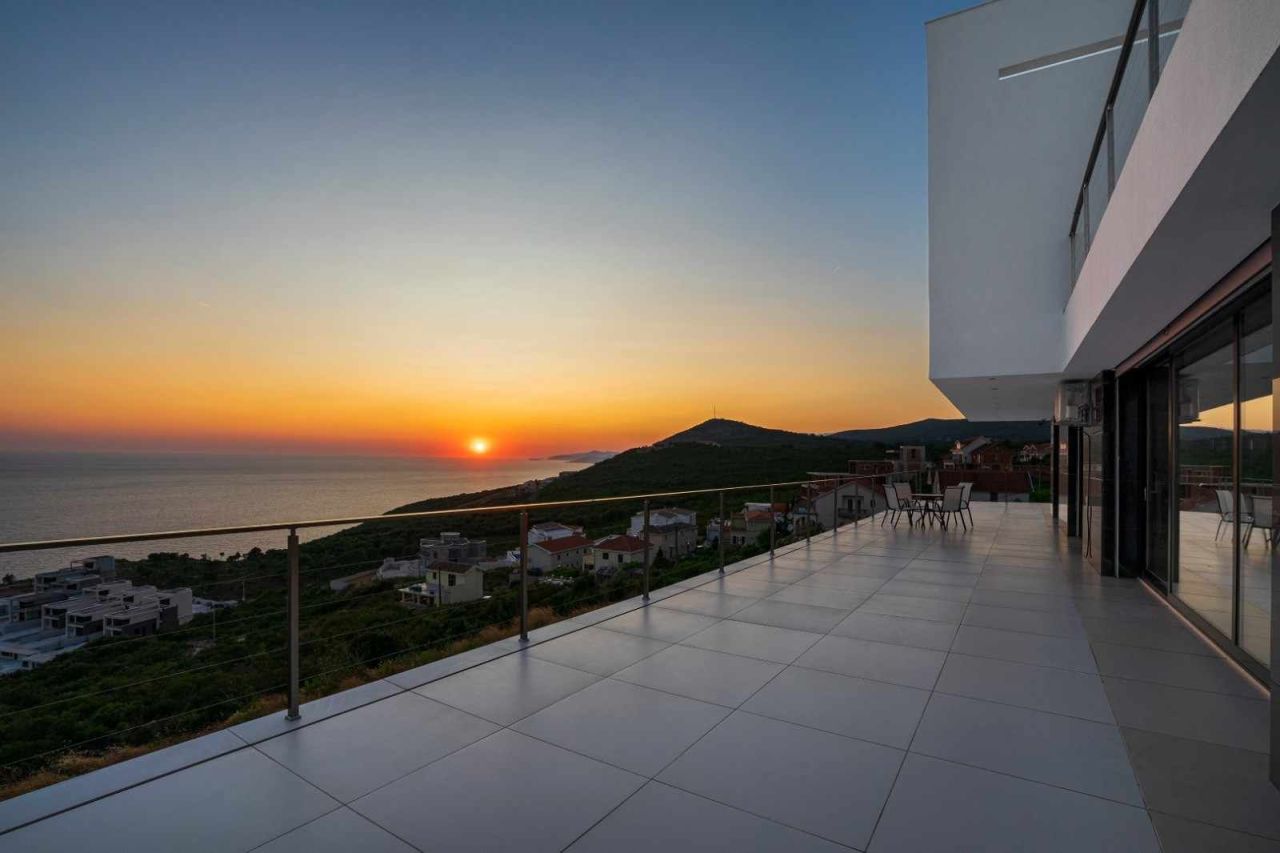 Вилла в Будве, Черногория, 1 150 м² - фото 12