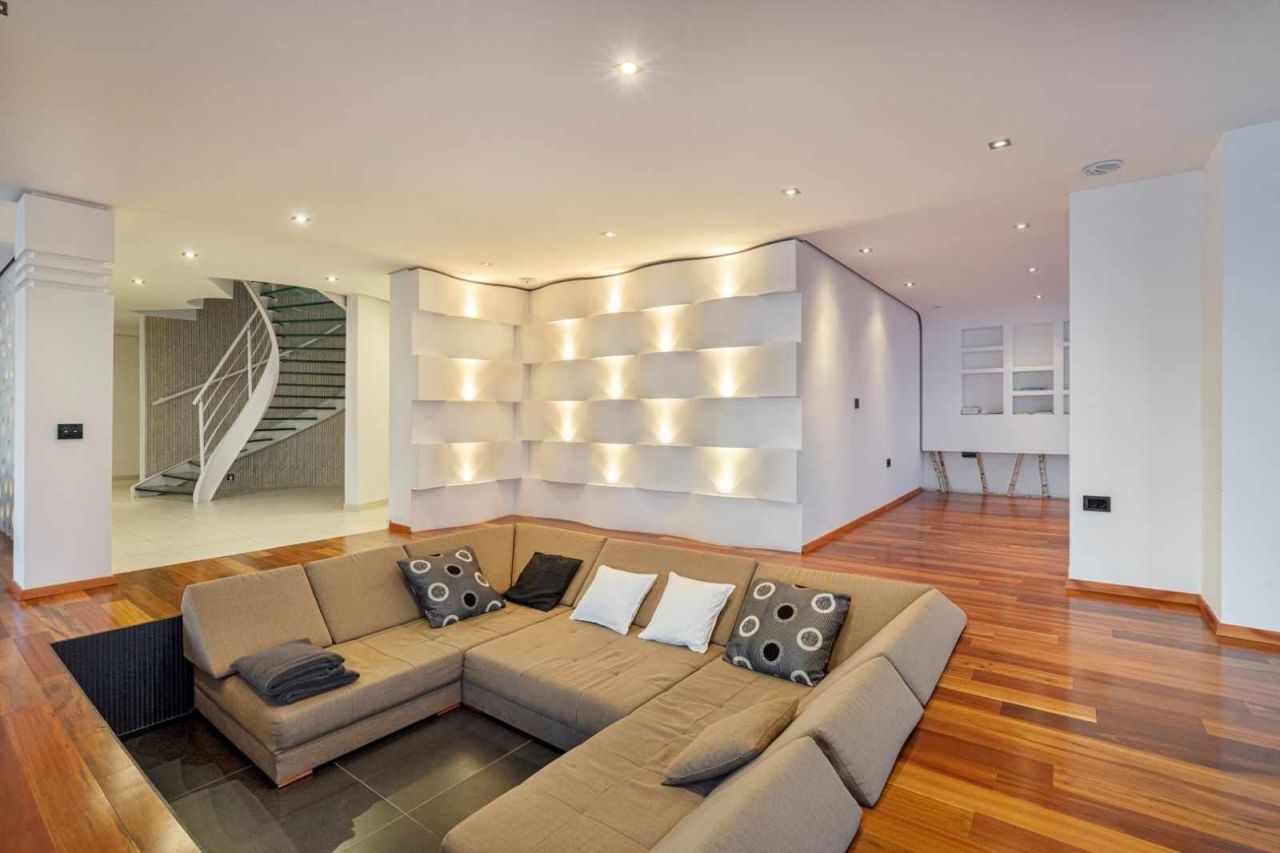 Вилла в Будве, Черногория, 1 150 м² - фото 13