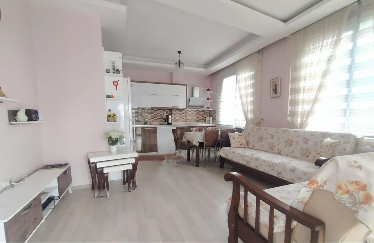Квартира в Мерсине, Турция, 160 м2 - фото 1
