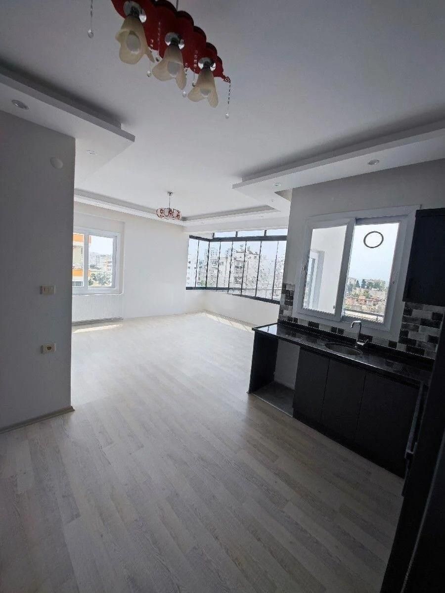 Квартира в Мерсине, Турция, 100 м2 - фото 1