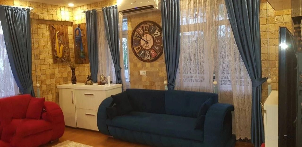 Квартира в Меркезе, Турция, 100 м2 - фото 1