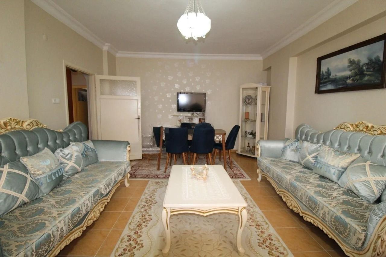 Квартира в Мерсине, Турция, 170 м2 - фото 1