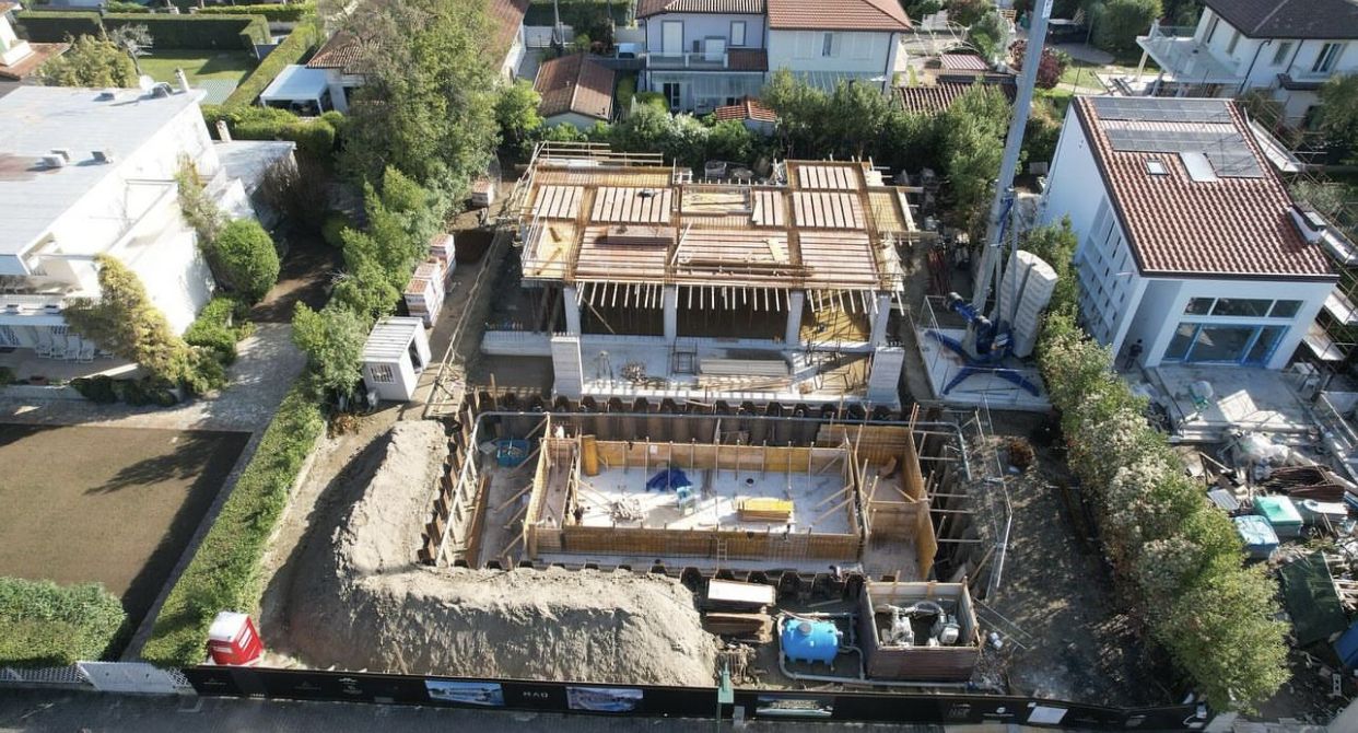 Вилла в Форте деи Марми, Италия, 350 м² - фото 8