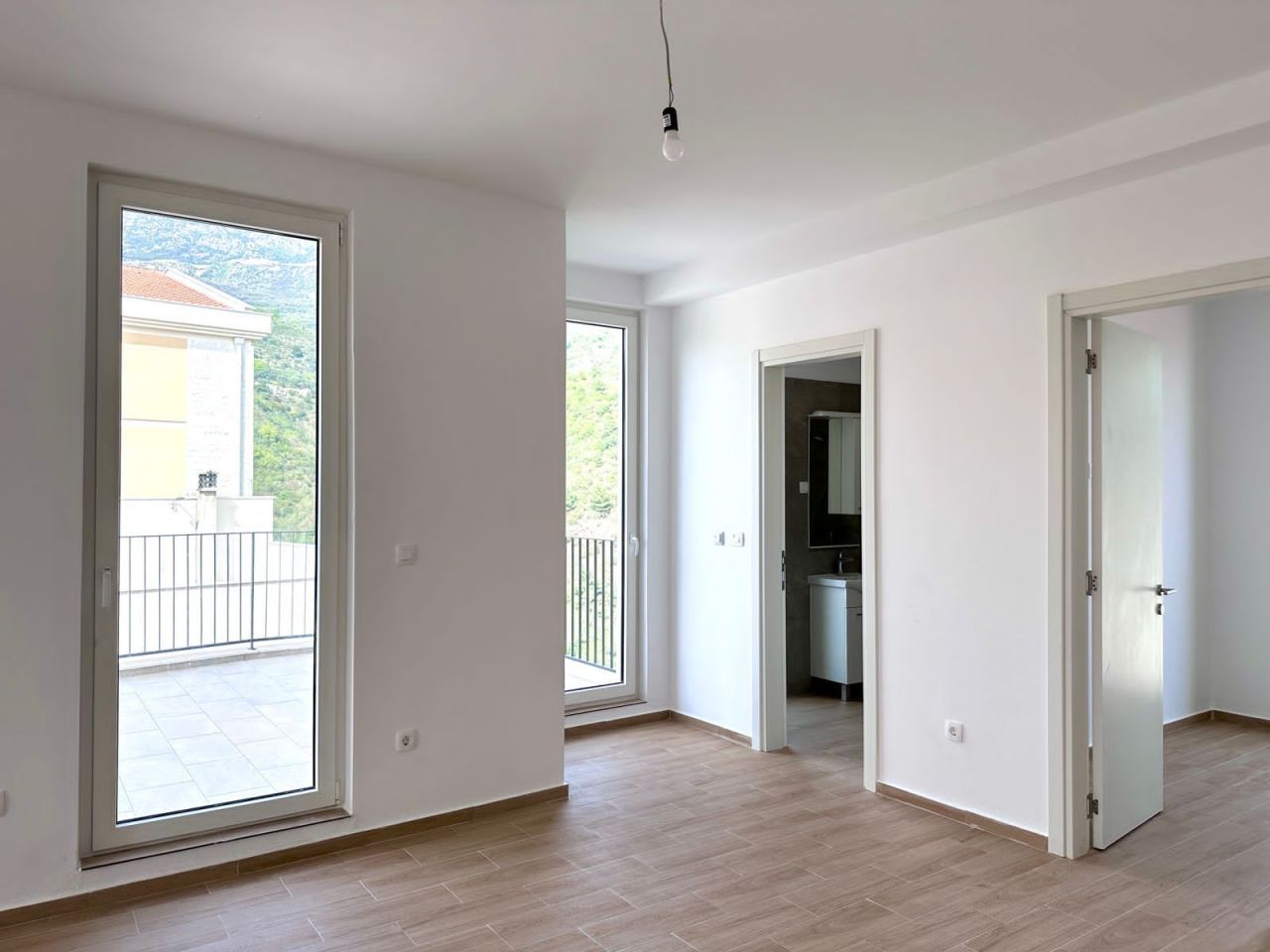 Квартира в Будве, Черногория, 69 м² - фото 9