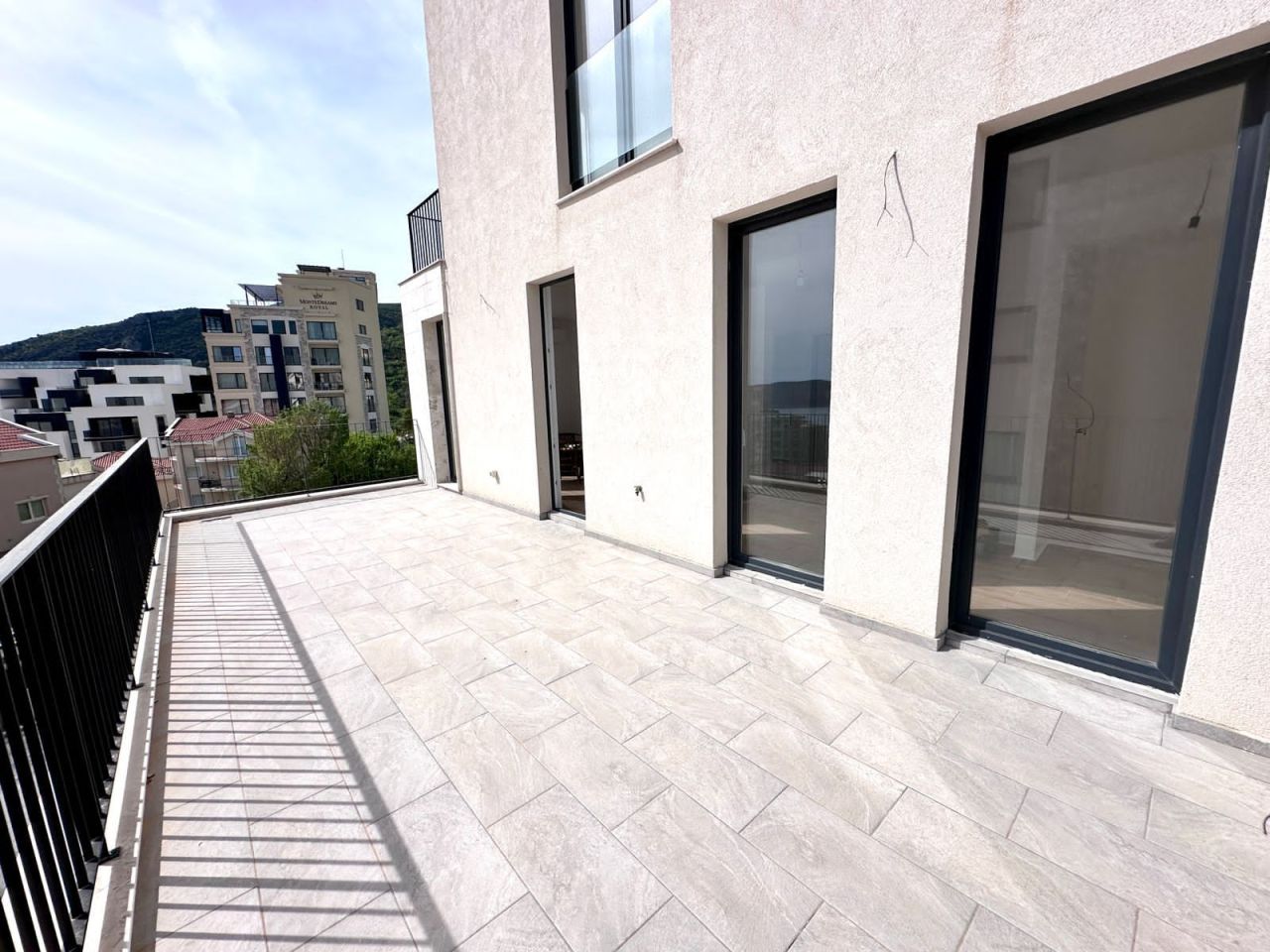 Квартира в Будве, Черногория, 53 м² - фото 11