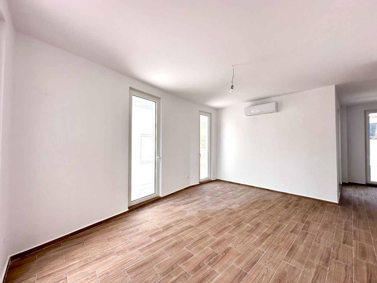 Квартира в Будве, Черногория, 88 м² - фото 10