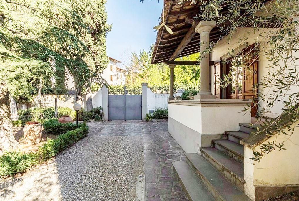 Вилла во Флоренции, Италия, 800 м² - фото 5