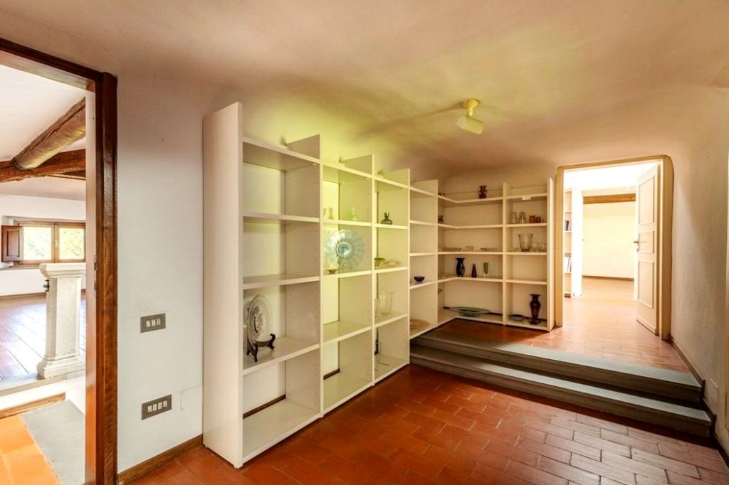 Вилла во Флоренции, Италия, 800 м² - фото 13