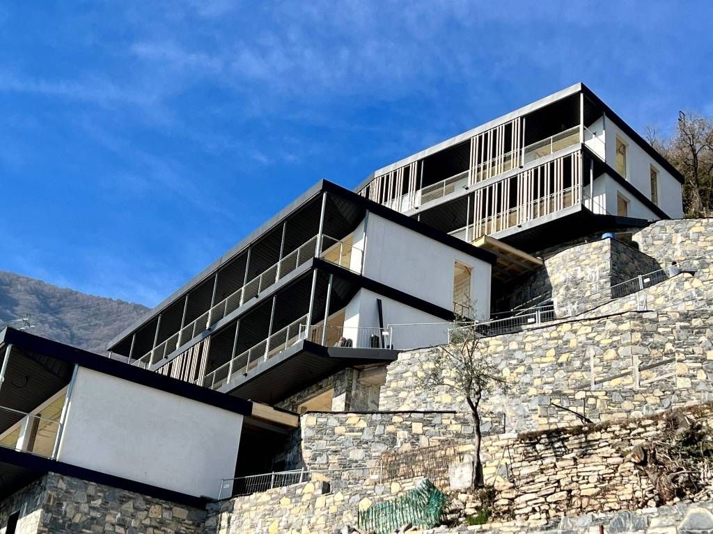 Апартаменты в Карате-Урио, Италия, 150 м² - фото 2