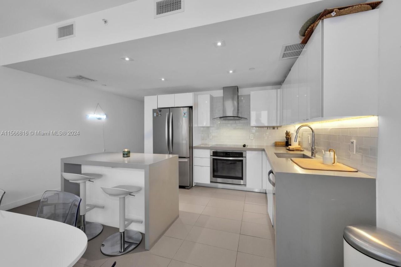 Квартира в Майами, США, 100 м² - фото 11