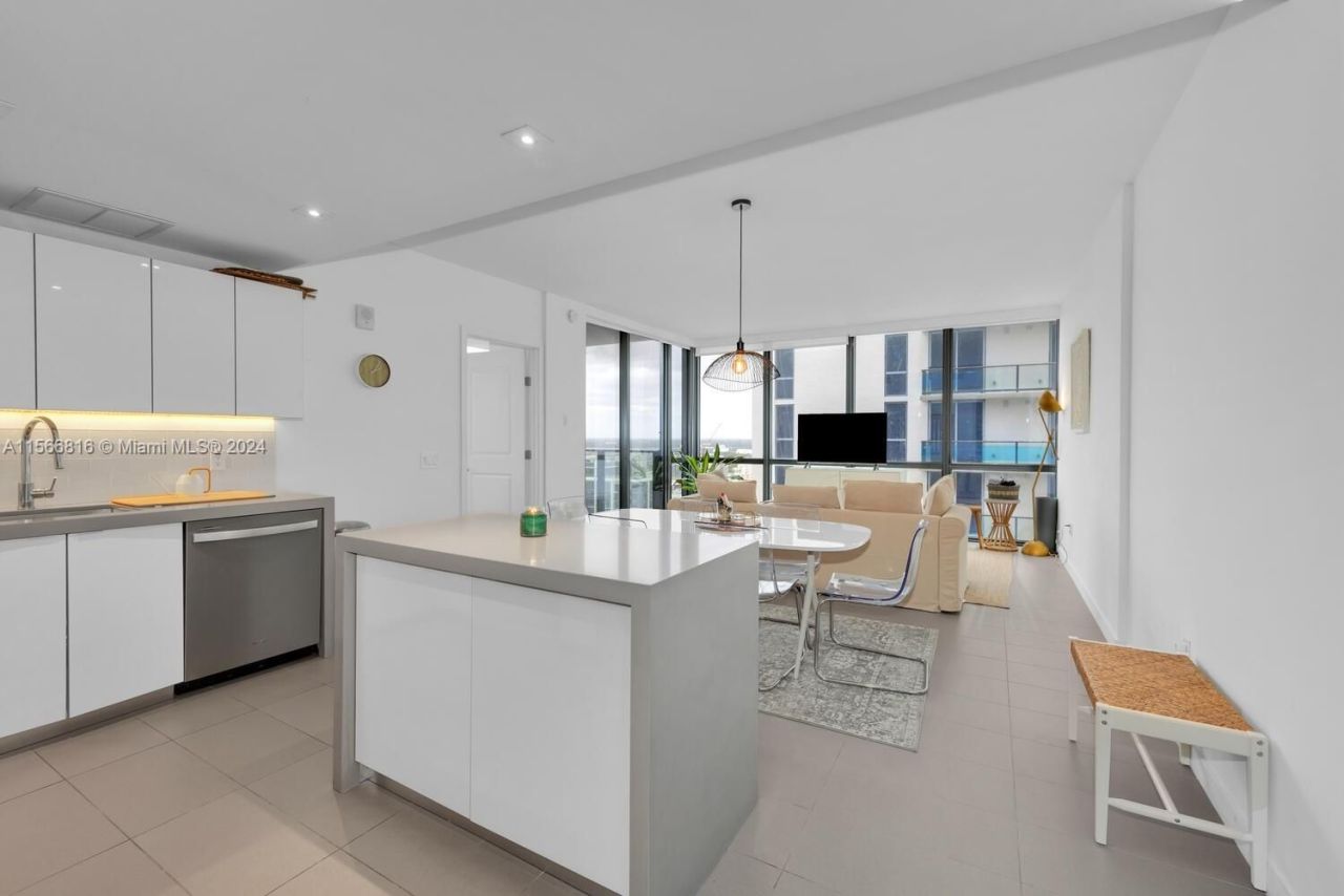 Квартира в Майами, США, 100 м² - фото 13