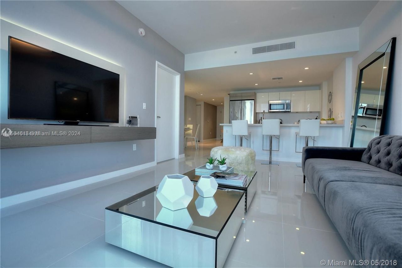 Квартира в Майами, США, 120 м² - фото 12