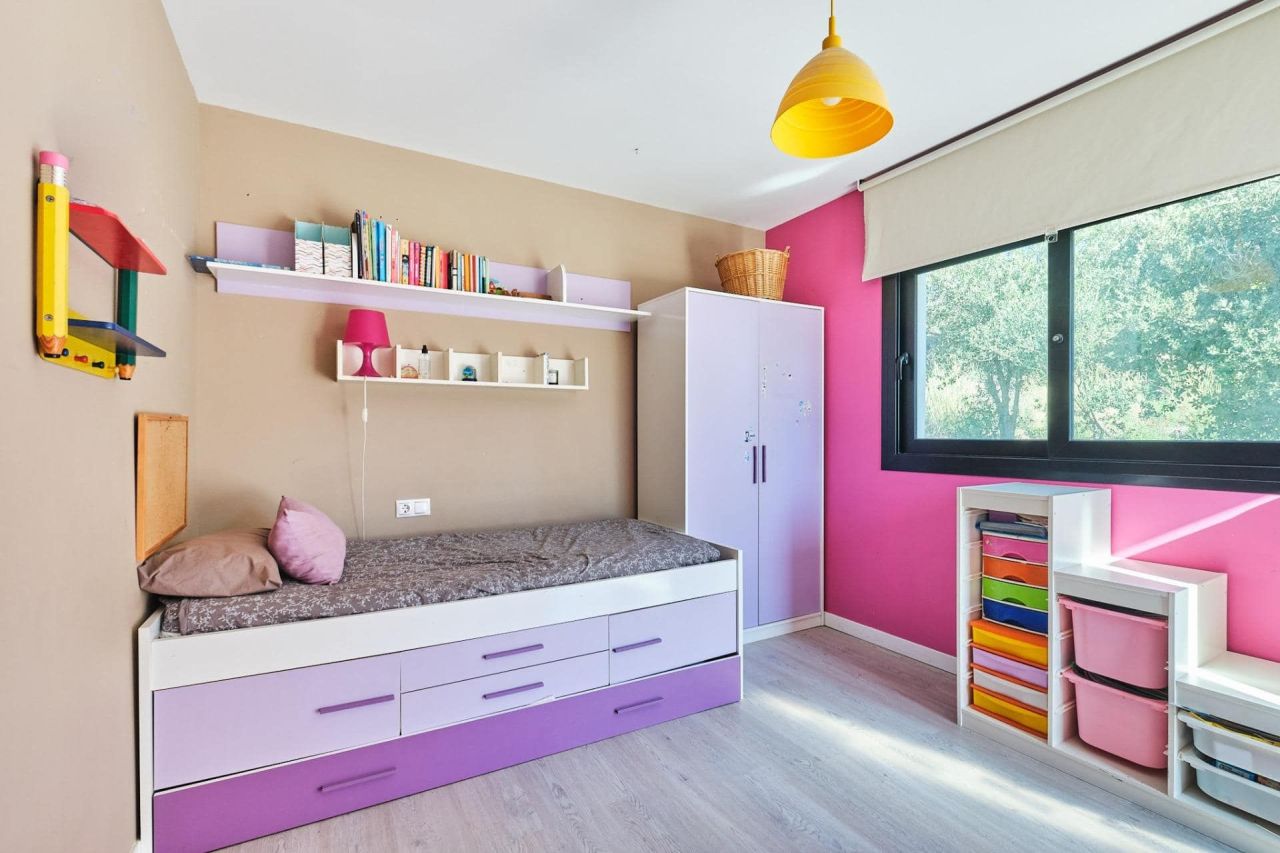 Дом в Барселоне, Испания, 413 м² - фото 13