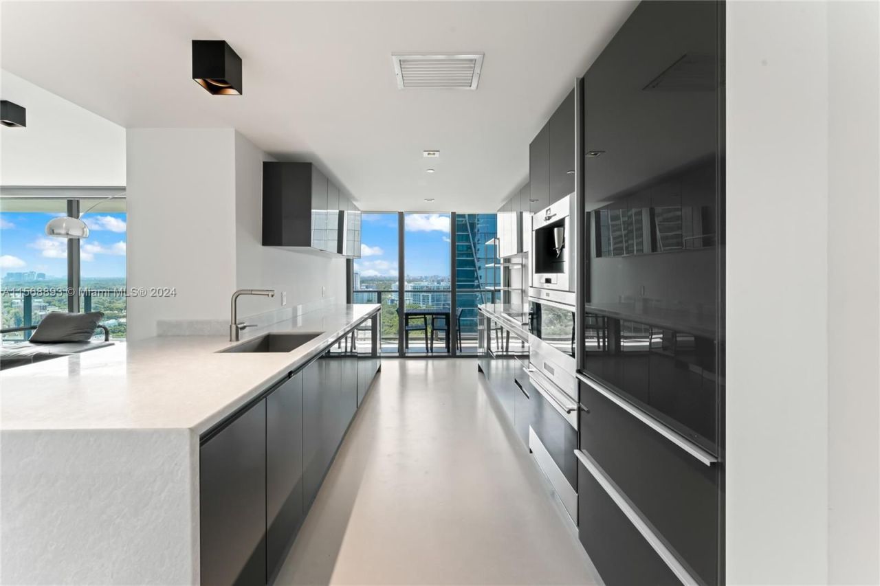 Квартира в Майами, США, 110 м² - фото 12