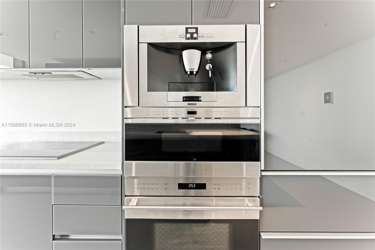 Квартира в Майами, США, 110 м² - фото 10