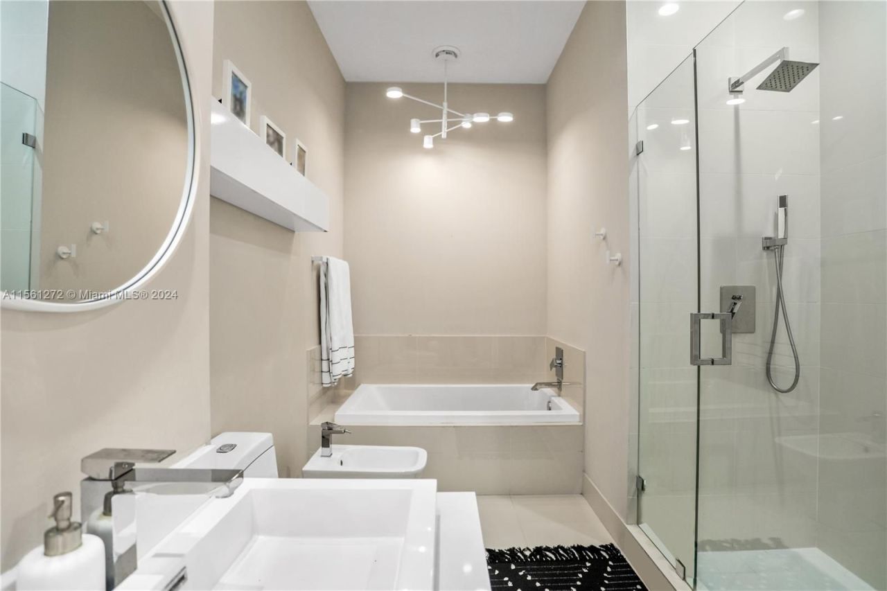 Квартира в Майами, США, 130 м² - фото 10