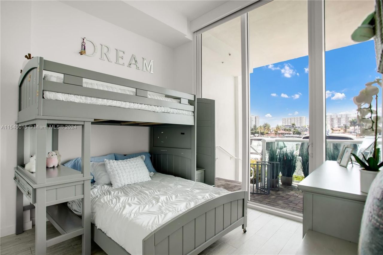 Таунхаус в Майами, США, 140 м² - фото 9