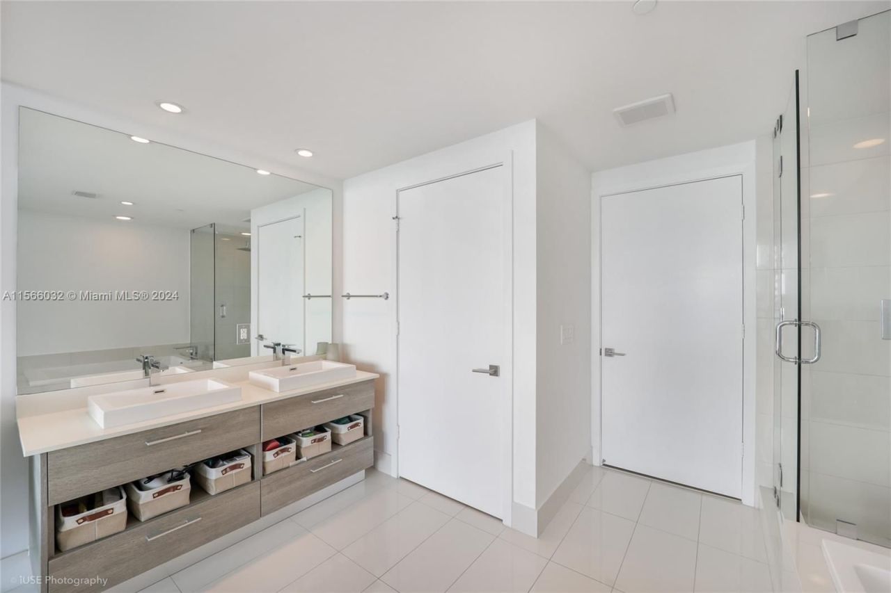 Квартира в Майами, США, 160 м² - фото 10