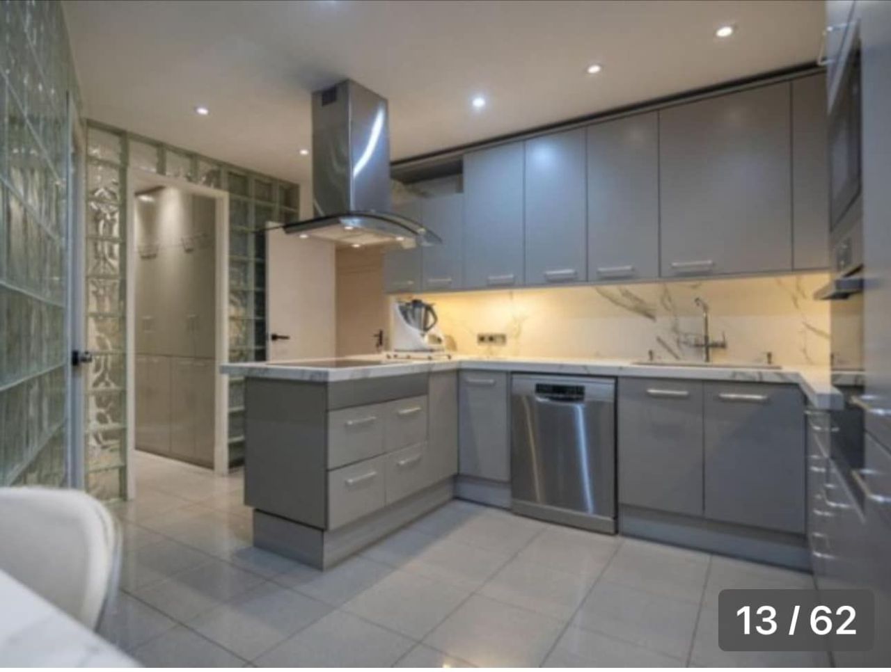 Квартира в Барселоне, Испания, 224 м² - фото 17