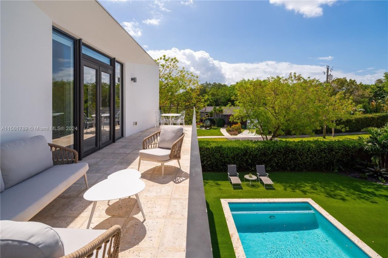 Дом в Майами, США, 200 м² - фото 2