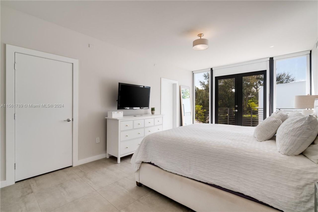 Дом в Майами, США, 200 м² - фото 9