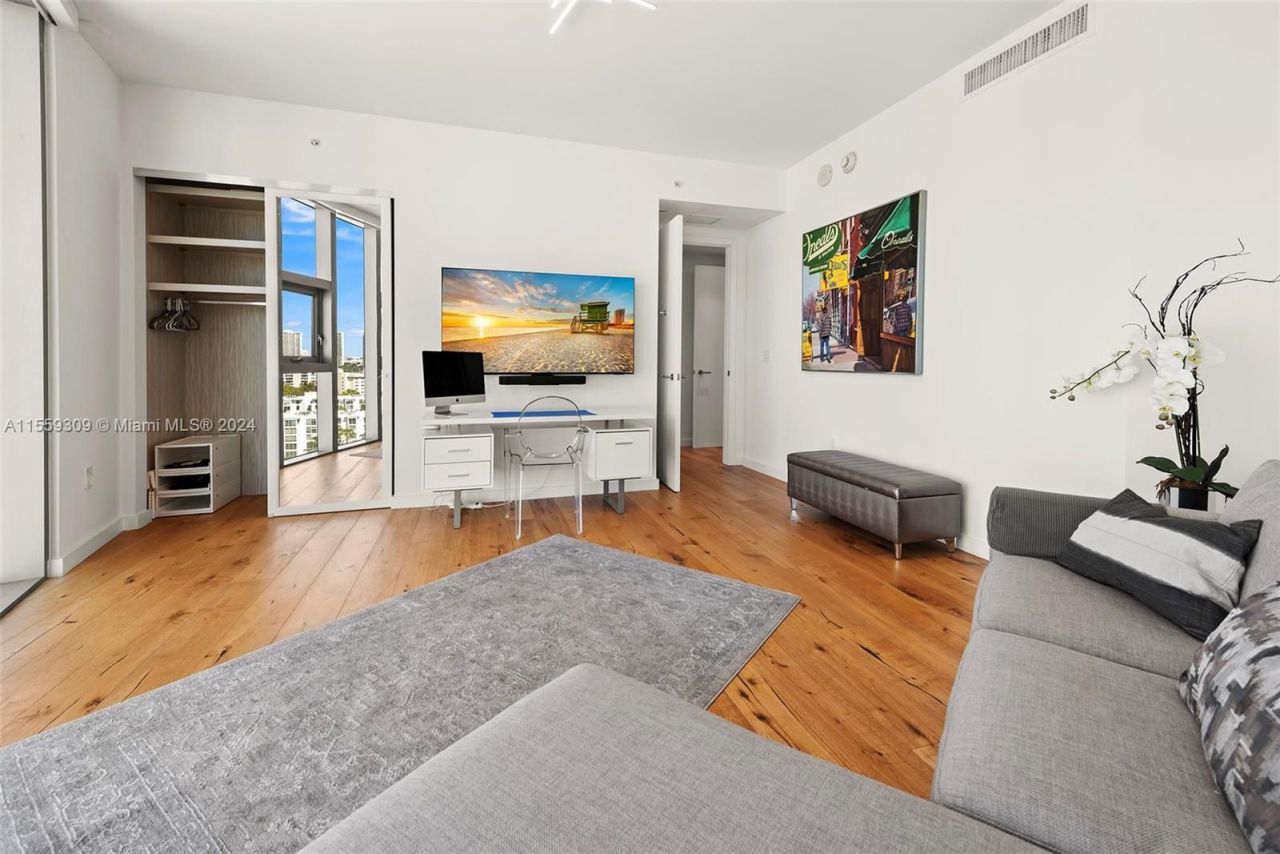 Квартира в Майами, США, 140 м² - фото 13