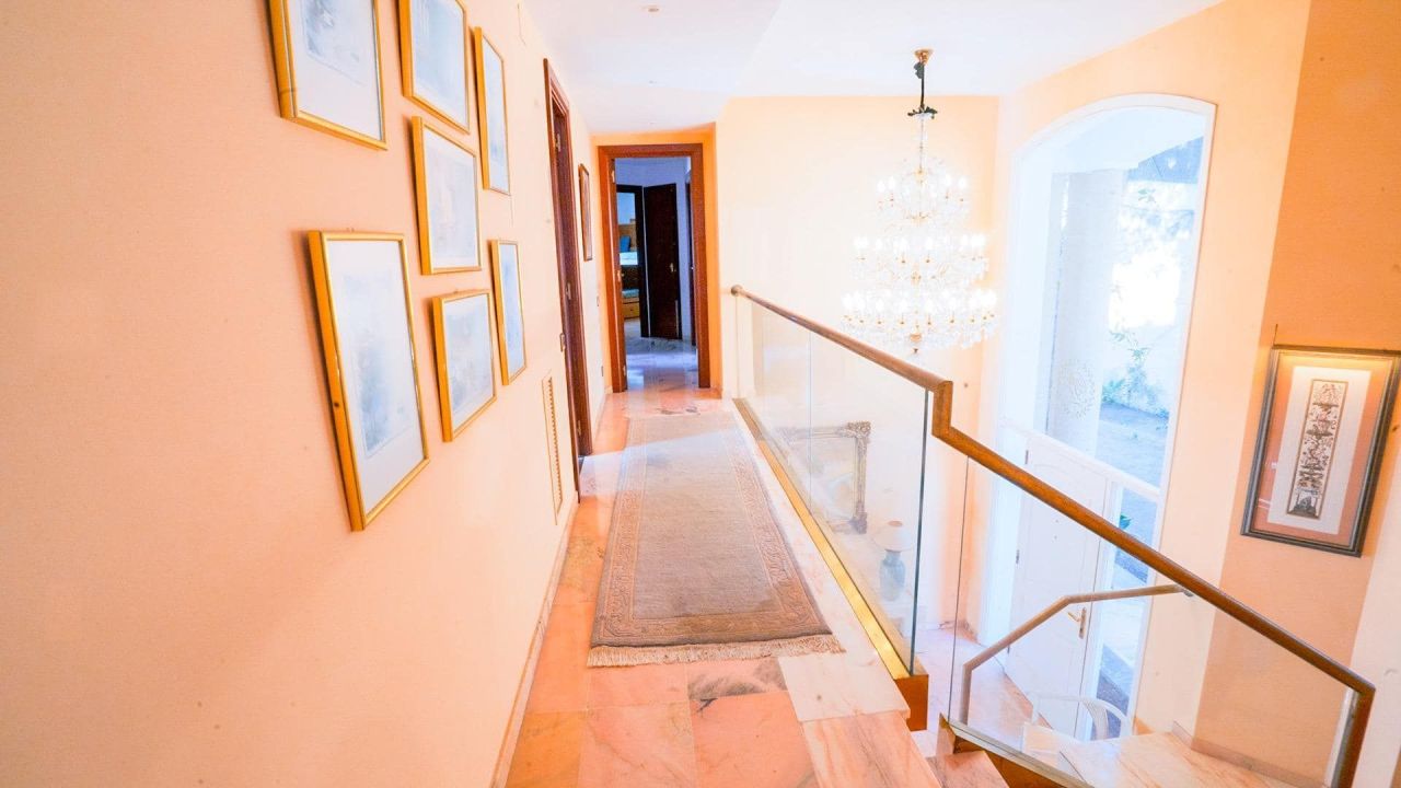 Вилла на Льорет-де-Мар, Испания, 738 м² - фото 8