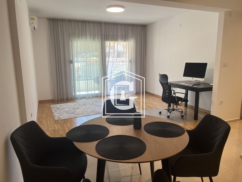 Апартаменты в Бечичи, Черногория, 66 м² - фото 2