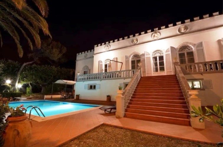 Вилла в Кастильончелло, Италия, 500 м² - фото 2