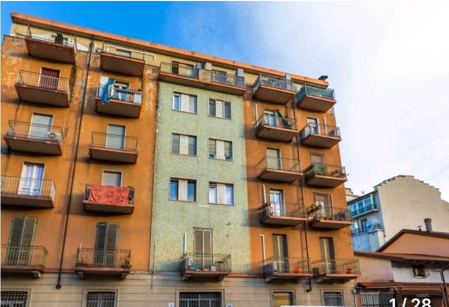 Квартира в Турине, Италия, 42 м2 - фото 1