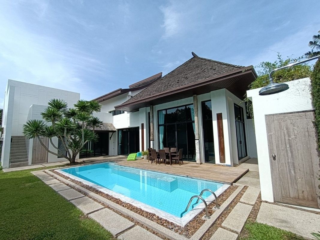 Дом в Пхукете, Таиланд, 204 м2 - фото 1
