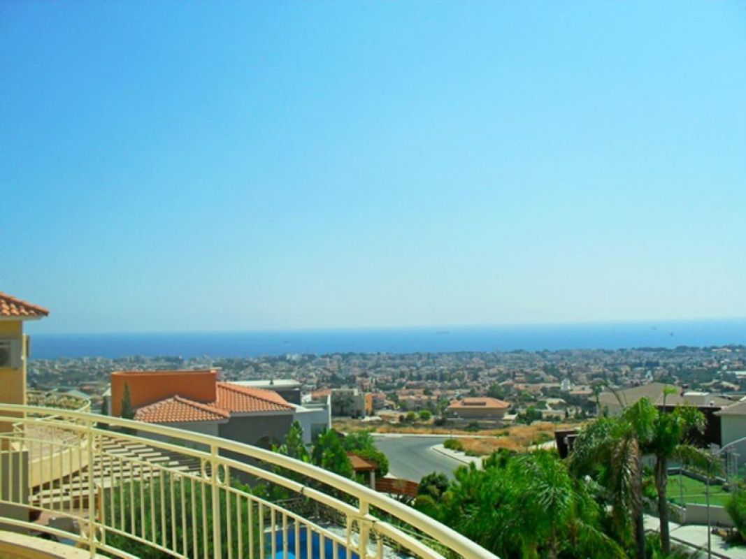 Дом в Лимасоле, Кипр, 243 м2 - фото 1