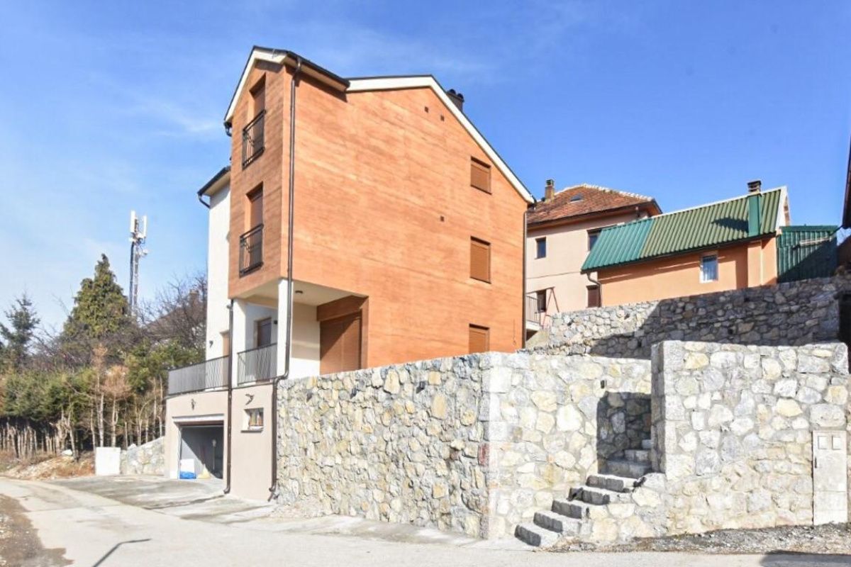 Дом в Колашине, Черногория, 224 м² - фото 1