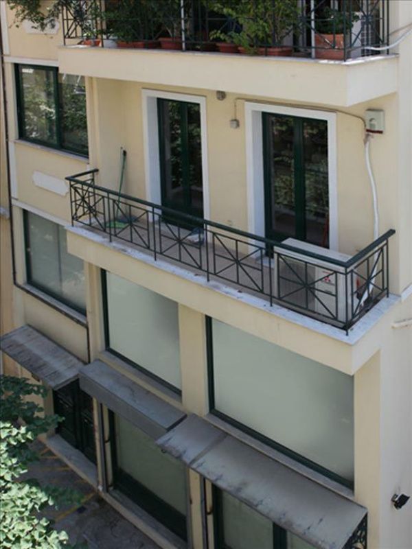 Коммерческая недвижимость в Афинах, Греция, 897 м2 - фото 1
