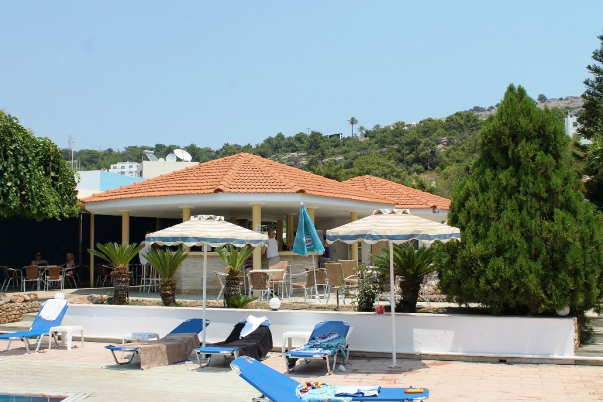 Отель, гостиница на островах Додеканес, Греция, 3 600 м2 - фото 1