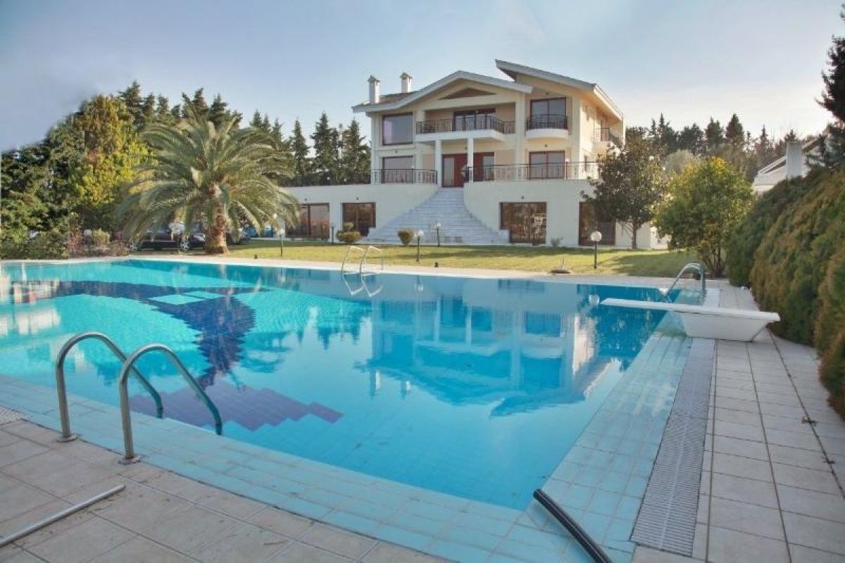 Дом в Салониках, Греция, 1 050 м2 - фото 1