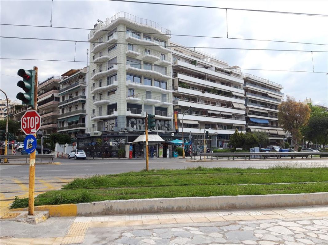 Коммерческая недвижимость в Афинах, Греция, 320 м2 - фото 1