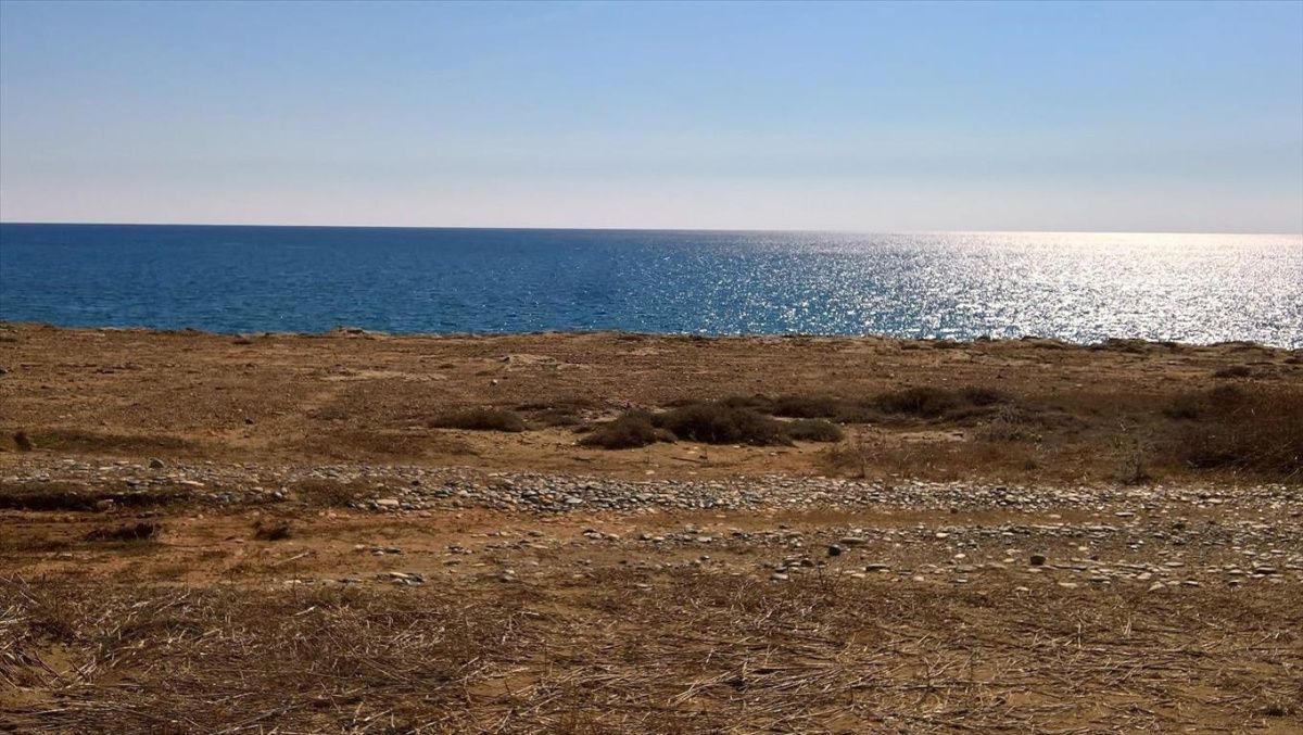 Земля в Ларнаке, Кипр, 8 696 сот. - фото 1