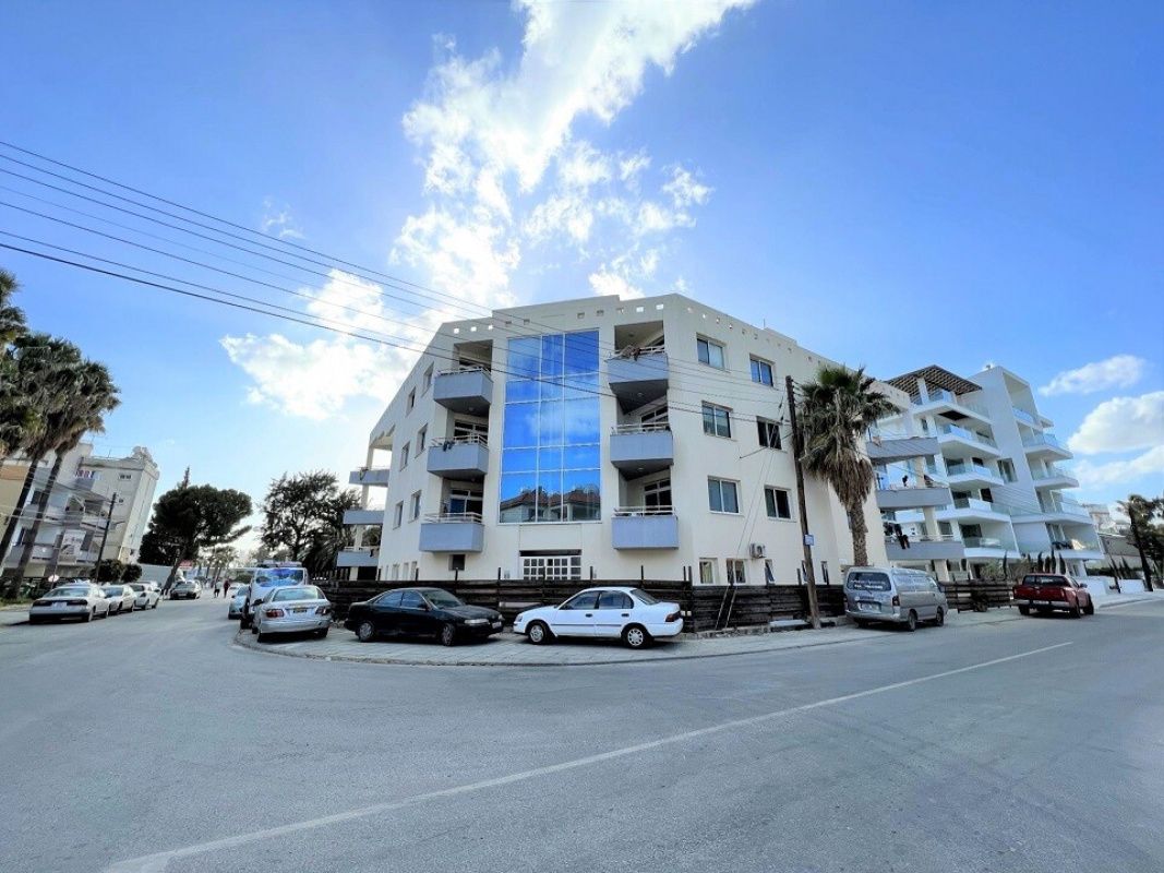 Квартира в Ларнаке, Кипр, 1 362 м2 - фото 1